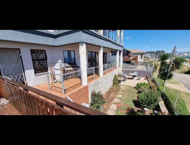 9 BEDROOM HOUSE FOR SALE IN DE BAKKE